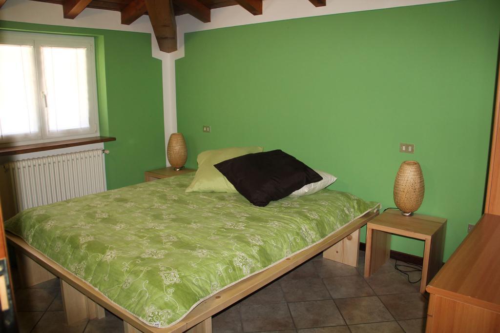 Pianello Del Lario Veranda Beach Apartment חדר תמונה