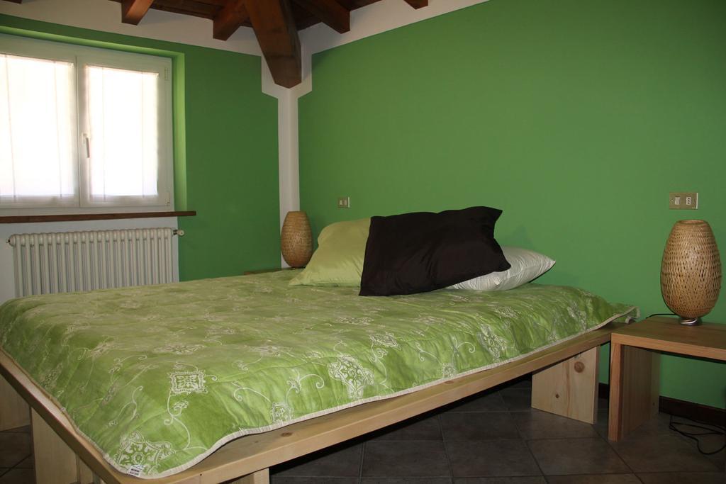 Pianello Del Lario Veranda Beach Apartment חדר תמונה