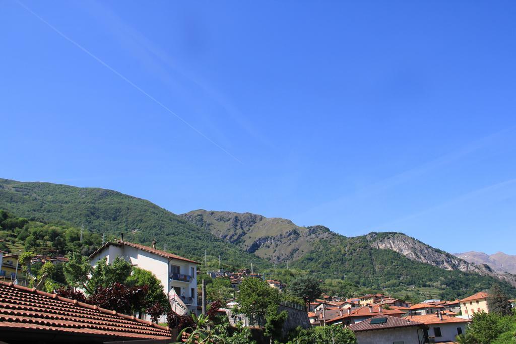 Pianello Del Lario Veranda Beach Apartment חדר תמונה