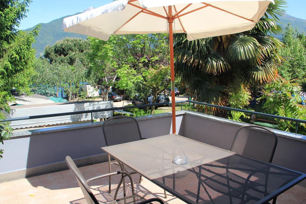 Pianello Del Lario Veranda Beach Apartment חדר תמונה